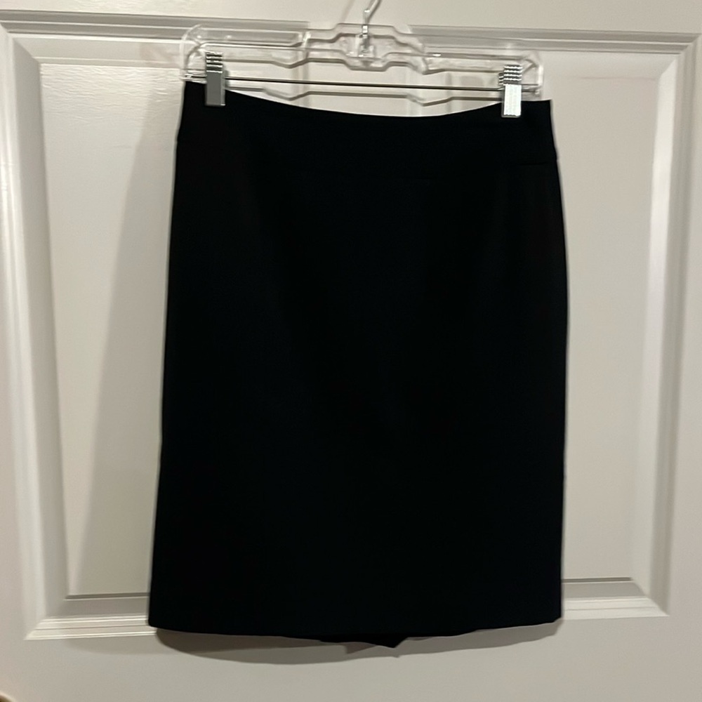 Ann Taylor Skirt - Size 4P